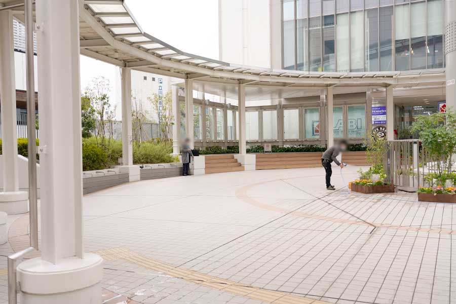 週末の立川駅（北口編）