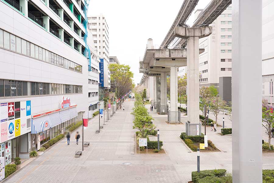 週末の立川駅（北口編）