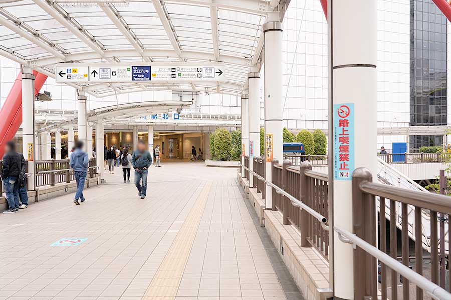 週末の立川駅（北口編）