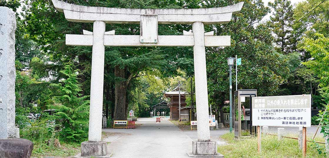 なんでもない立川 諏訪神社例大祭がなくてひっそりとしている諏訪神社 